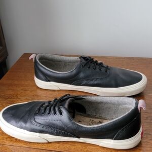 Custom Vans Authentic Leather MTE